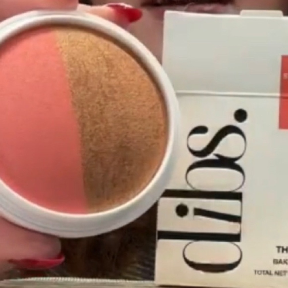 Baked Duo Blush & Bronzer — Peach and Bronze by Dibs - Picture 4 of 7